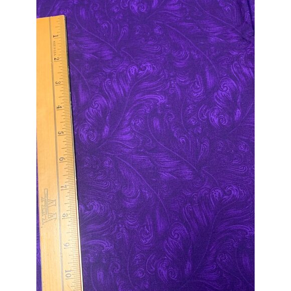 Purple Paisley Cotton Fabric 1/2 yard Quilting Sewing - Picture 2 of 4